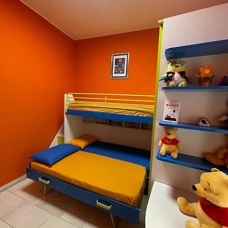 Вилла Santa Clhouse Бари Экстерьер фото